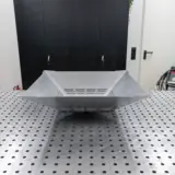 Die Feuerschale Spiky in der Gesamtansicht von vorne.