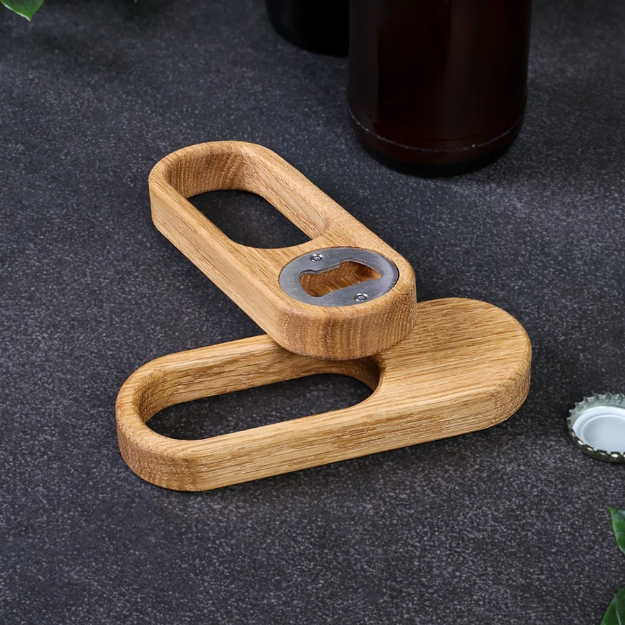 flaschenoeffner-design-eiche-5 Flaschenöffner aus Eiche, handgefertigt - detailreich verarbeitet mit Magnet für Kronkorken
