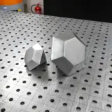 Ein Diamant in verschiedenen Größen als Bausatz zum Schweißen. Geeignet für MAG-, WIG- sowie Elektrodenschweißen.